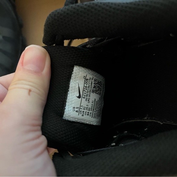 Black Nike Reax - Picture 6 of 10